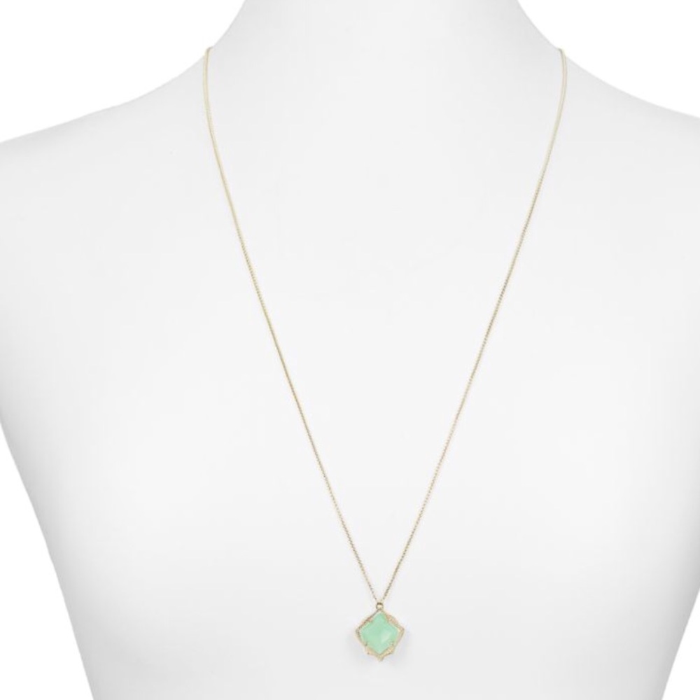 New Kendra Scott Kasey necklace
